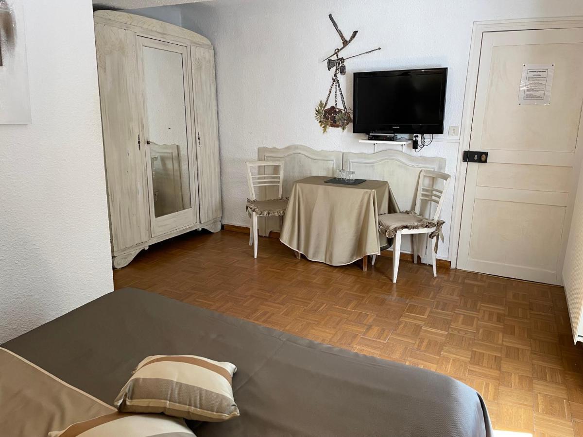 Bed and Breakfast Domaine De Majastre Bauduen Zewnętrze zdjęcie